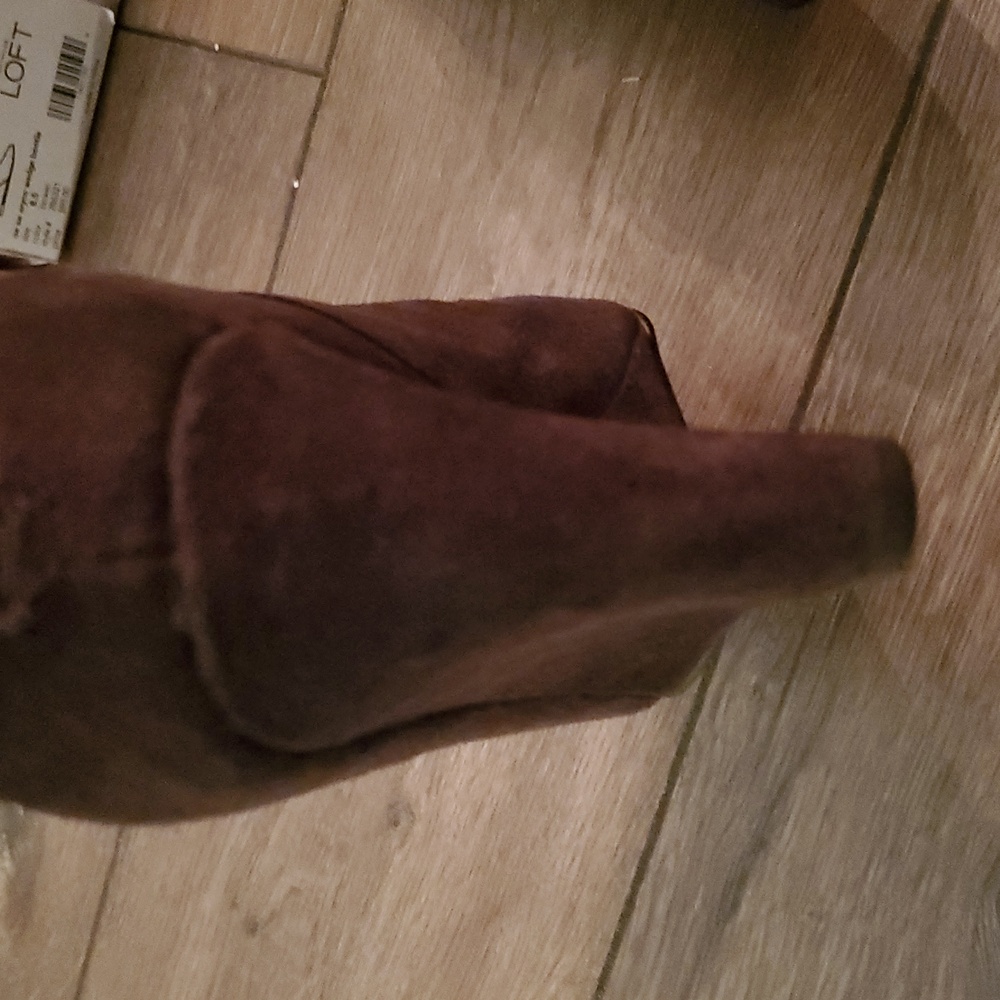 LOFT Chocolate Brown Wedge Booties Size 8.5 Faux Suede - Picture 13 of 16